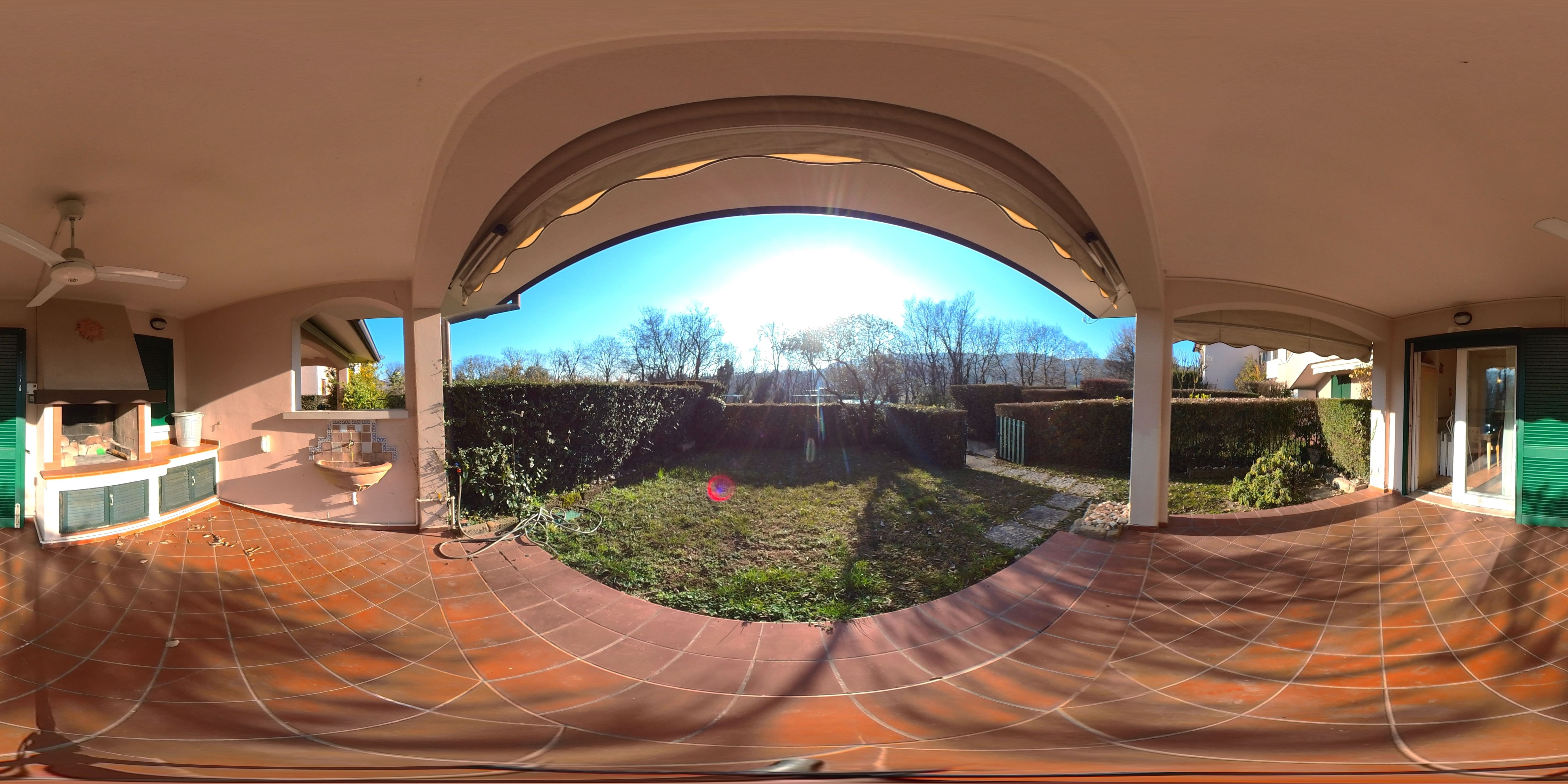 Portico retro